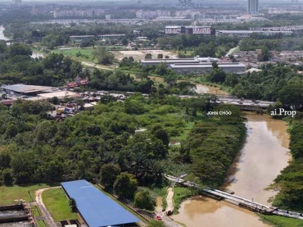 Impian Emas Converted Commercial Land – 3.08 Acres site view