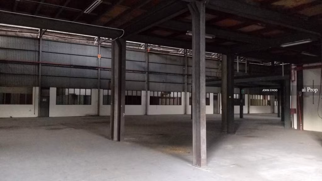 Tampoi Detached Factory For Sale In Jb City - 40000 Sqft #1213 - Slide Photo 1