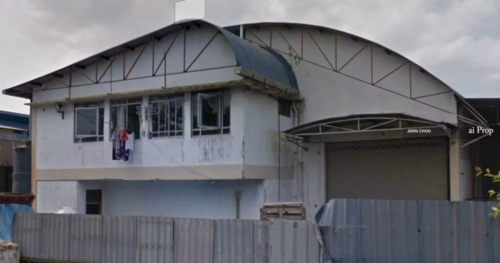 Desa Idaman Semi-detached Factory For Sale In Senai - 13500 Sqft #1425 - Slide Photo 1