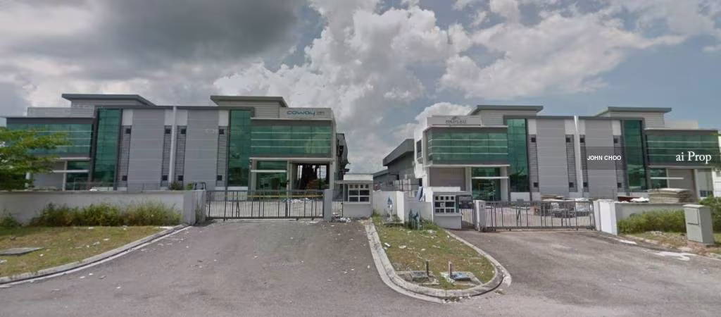 Semi-detached Factory For Sale In Desa Cemerlang - 12500 Sqft #1359 - Slide Photo 1